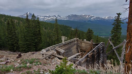 Fredonia Gulch mine with the Ten Mile Range in the background